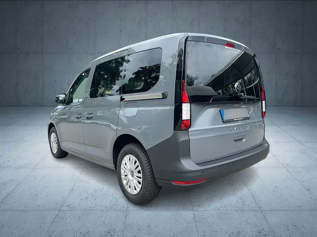 Gebraucht VW Caddy Basis 102 PS (75 kW) 2025 Grau Van / Kleinbus