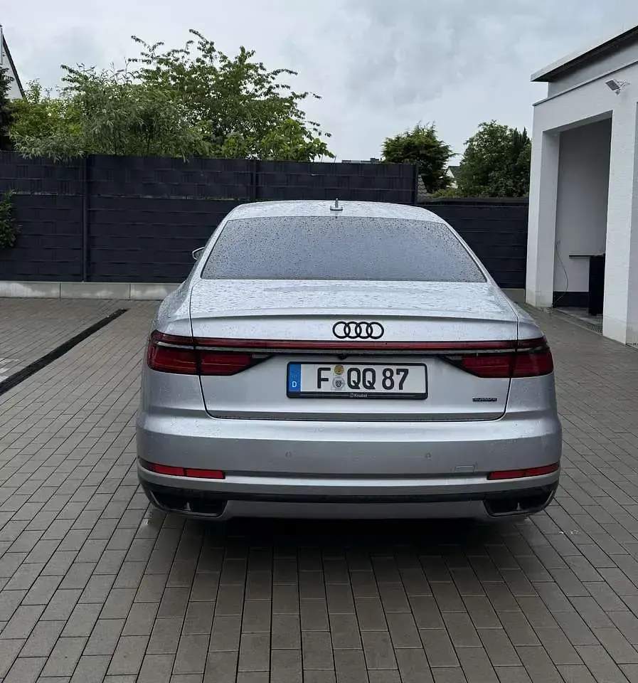 Gebraucht Audi A8L 286 PS (210 kW) 2019 Grau Limousine