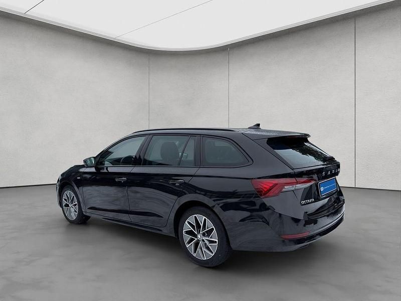 Gebraucht Skoda Octavia Ambition 150 PS (110 kW) 2023 Blackmagic perleffekt Kombi