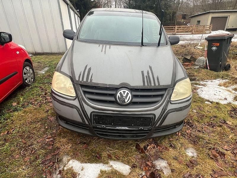 Gebraucht VW Fox 54 PS (39 kW) 2005 Grau Kleinwagen