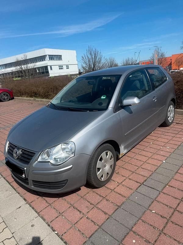 Gebraucht VW Polo 65 PS (47 kW) 2009 Grau Kleinwagen