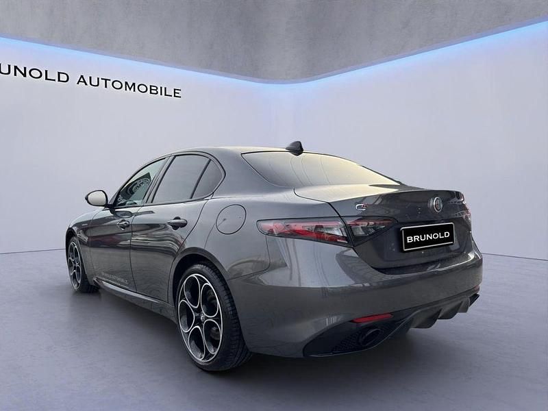 Gebraucht Alfa Romeo Giulia Veloce 280 PS (205 kW) 2024 Grau Limousine