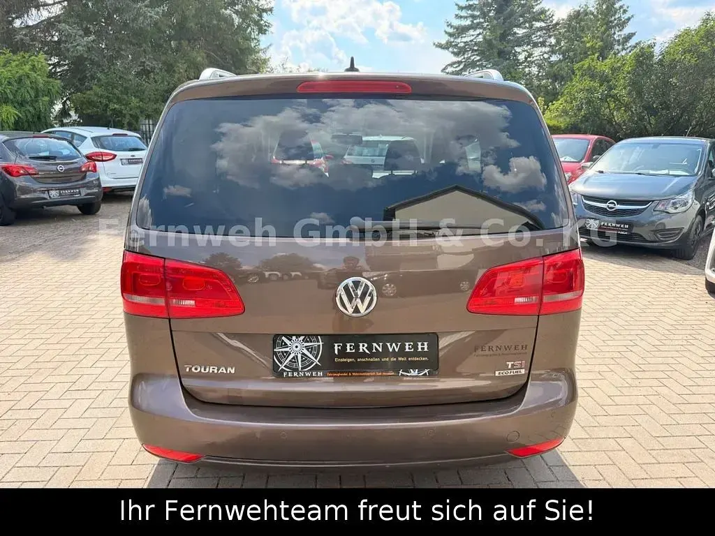 Gebraucht VW Touran Comfortline 150 PS (110 kW) 2010 Braun Van / Kleinbus