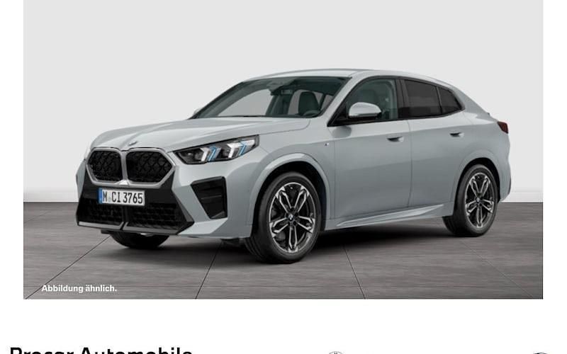 Grau Gebraucht 2024 BMW X2 M Sport SUV | 43.495 € (Teuer) - Bild 1/4