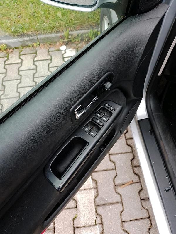 Gebraucht VW Golf IV 75 PS (55 kW) 2002 Limousine