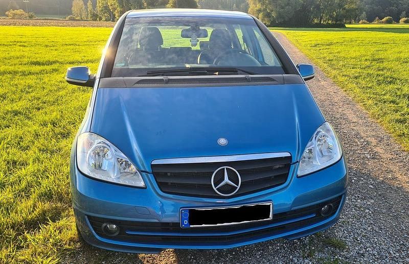 Blau Gebraucht 2008 Mercedes A170 Van / Kleinbus | 899 € (Superpreis) - Bild 1/4
