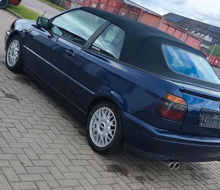 Gebraucht VW Golf Cabriolet Edition 75 PS (55 kW) 1998 Cabrio