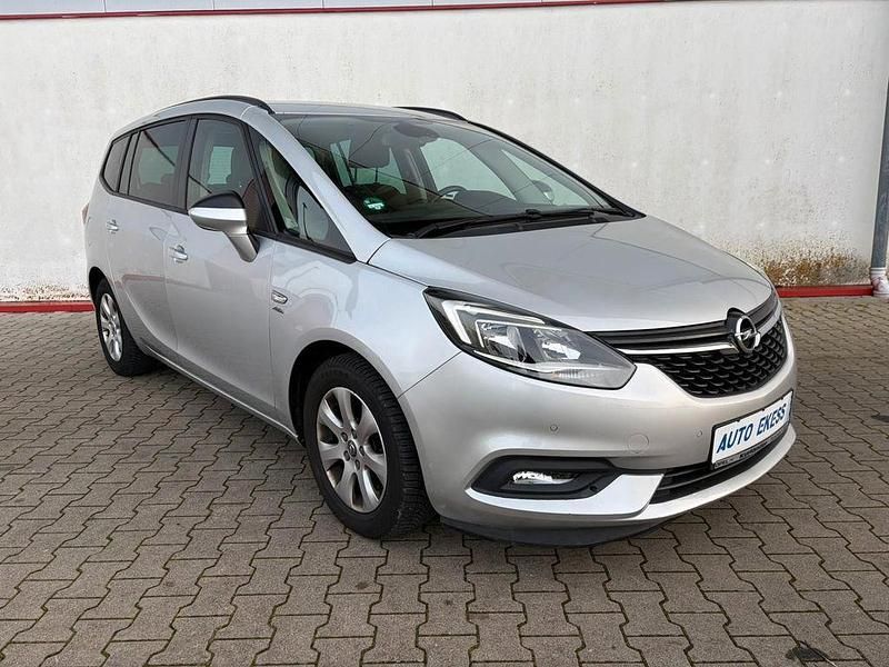 Silber Gebraucht 2017 Opel Zafira Active Van / Kleinbus | 8.200 € (Fairer Preis) - Bild 1/4