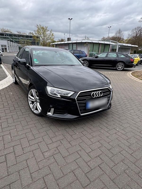 Gebraucht Audi A3 150 PS (110 kW) 2019 Schwarz Limousine