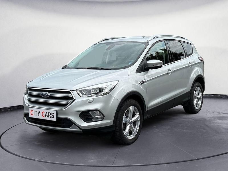 Silber Gebraucht 2019 Ford Kuga Titanium SUV | 17.490 € (Superpreis) - Bild 1/4