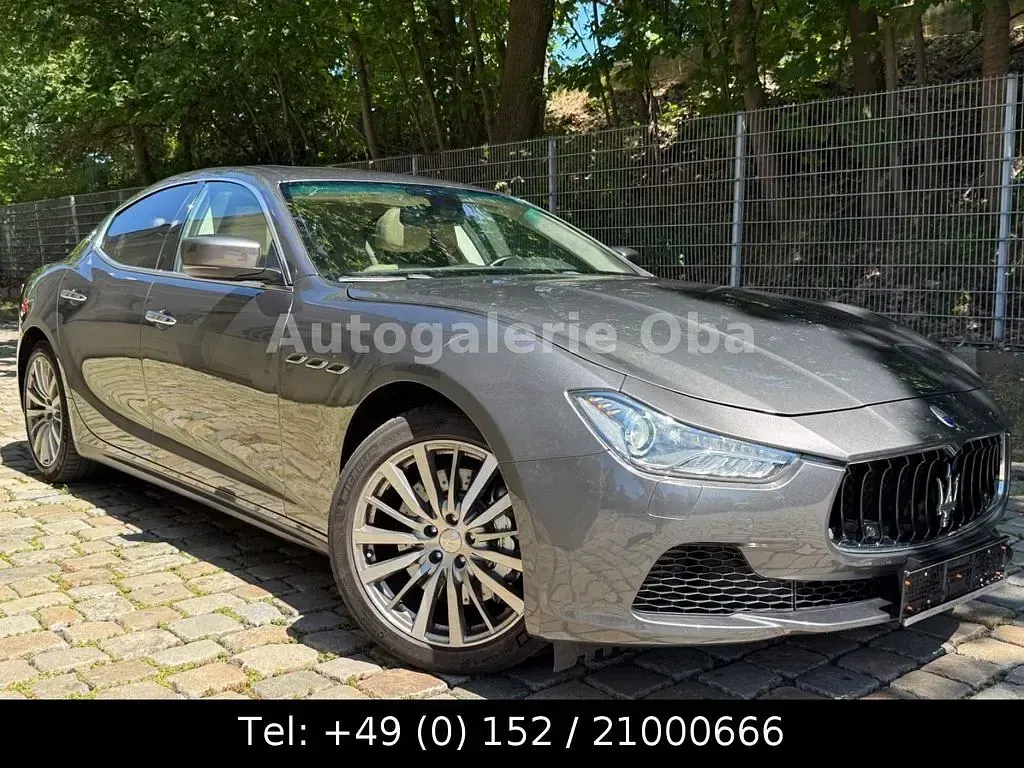 Gebraucht Maserati Ghibli 409 PS (300 kW) 2013 Grau Limousine