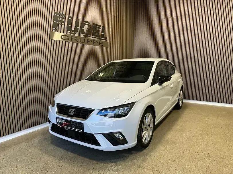 Gebraucht Seat Ibiza FR 95 PS (69 kW) 2025 "nevada" weiss Kleinwagen