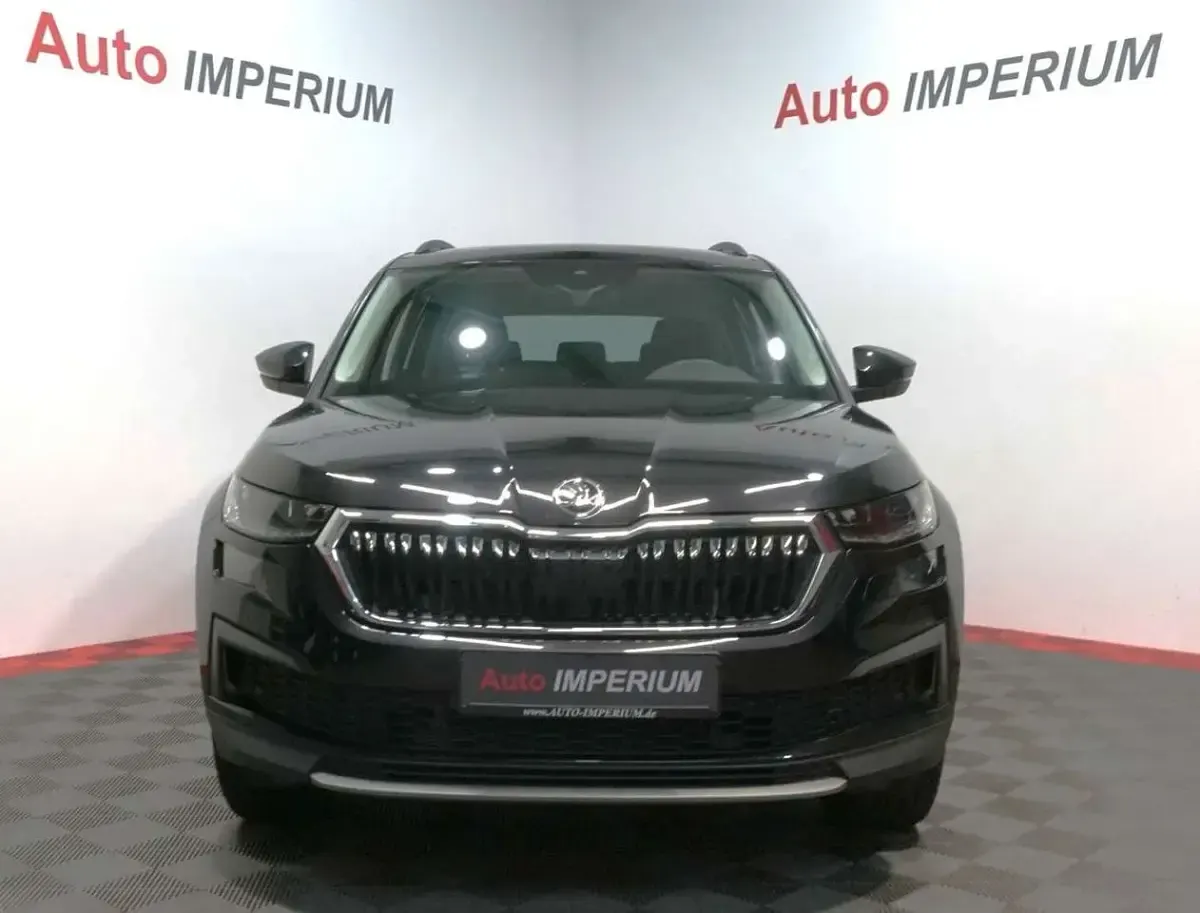 Gebraucht Skoda Kodiaq Tour 200 PS (147 kW) 2022 Cerna magic/black magic SUV