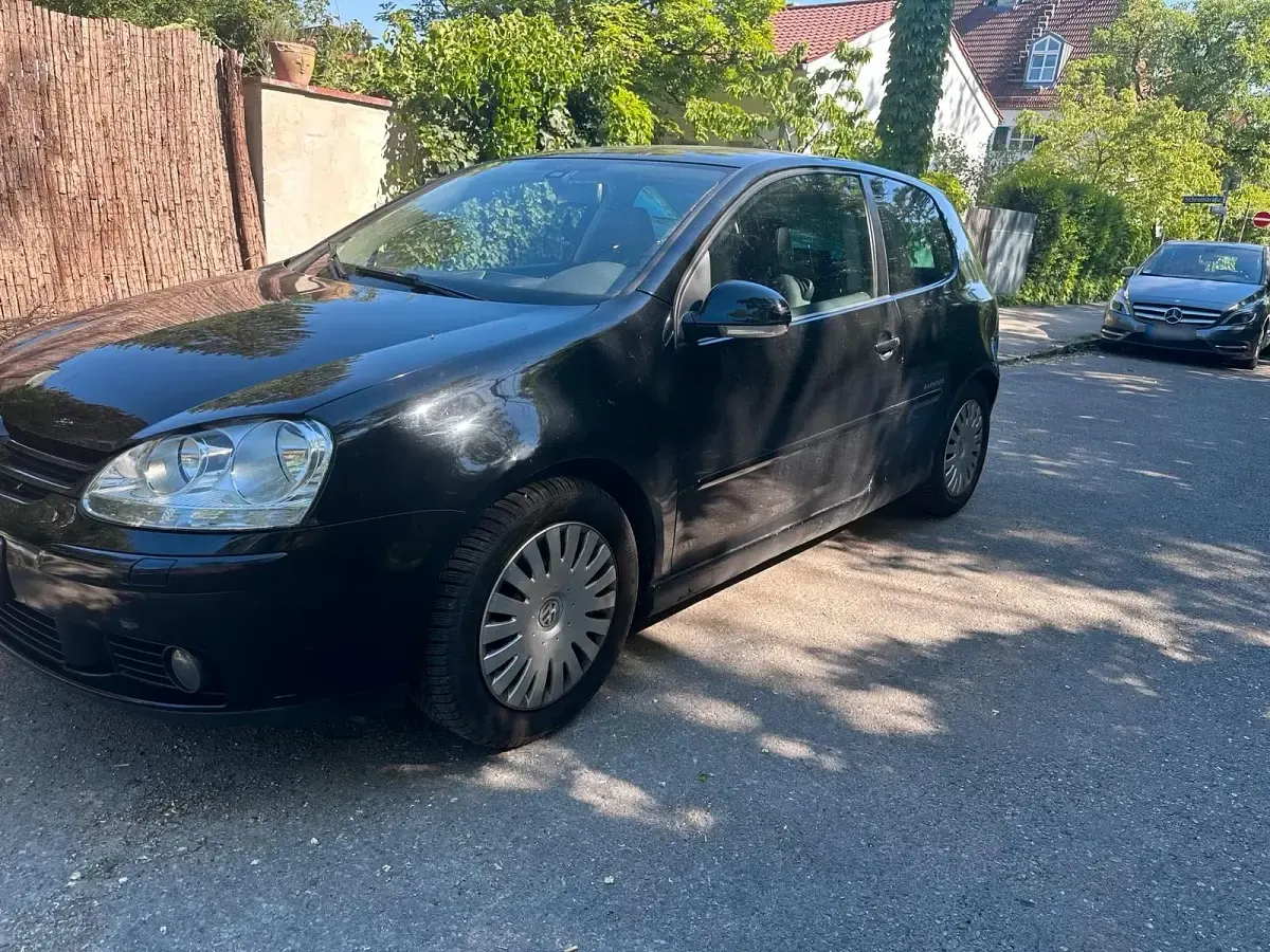 Gebraucht VW Golf 100 PS (73 kW) 2008 Schwarz Coupé
