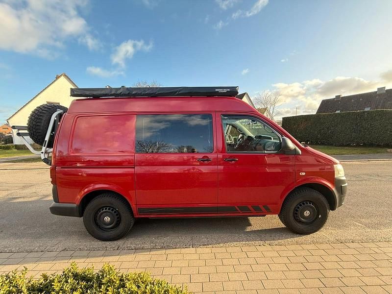 Gebraucht VW Transporter 140 PS (102 kW) 2013 Rot Van