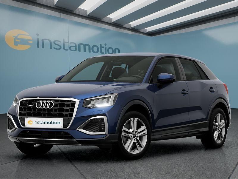 Blau Gebraucht 2023 Audi Q2 SUV | 32.349 € (Teuer) - Bild 1/4