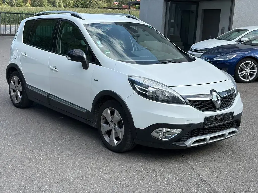 Gebraucht Renault Scénic III Bose Edition 131 PS (96 kW) 2014 Weiß Van / Kleinbus