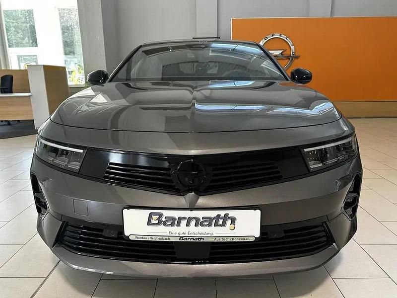 Gebraucht Opel Astra 131 PS (96 kW) 2024 Vulkan grau Limousine
