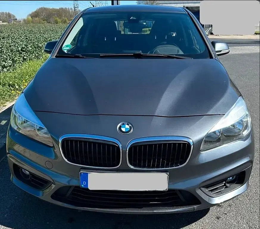 Gebraucht BMW 216 Active Tourer 116 PS (85 kW) 2017 Grau Van / Kleinbus