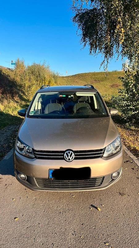 Gebraucht 2015 VW Touran Van / Kleinbus | 3.900 € (Superpreis) - Bild 1/4