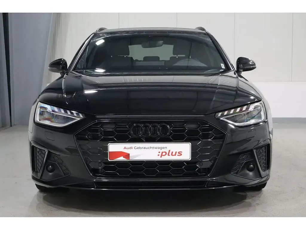 Gebraucht Audi A4 S-Line 204 PS (150 kW) 2025 Schwarz Limousine