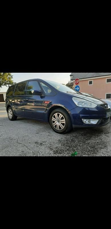 Second-hand Ford Galaxy 140 CP (102 kW) 2009 Albastru Monovolum