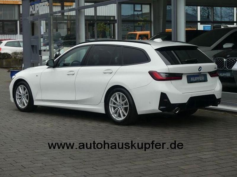Gebraucht BMW 318 Performance 156 PS (114 kW) 2024 Weiß Limousine