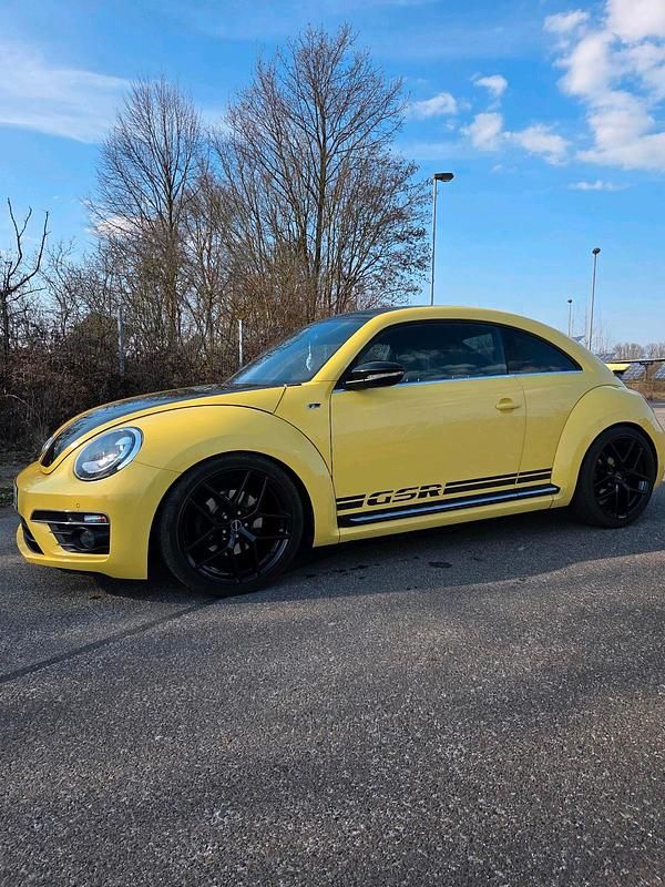 Gebraucht VW Beetle 211 PS (155 kW) 2014 Gelb Kleinwagen