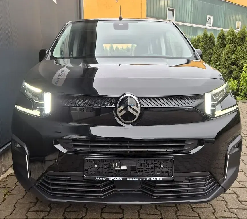Gebraucht Citroën Berlingo PureTech 110 PS (80 kW) 2024 Schwarz Van / Kleinbus