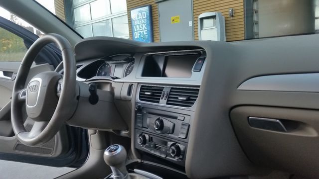 Gebraucht Audi A4 Ambiente 160 PS (117 kW) 2009 Grau metallic Kombi