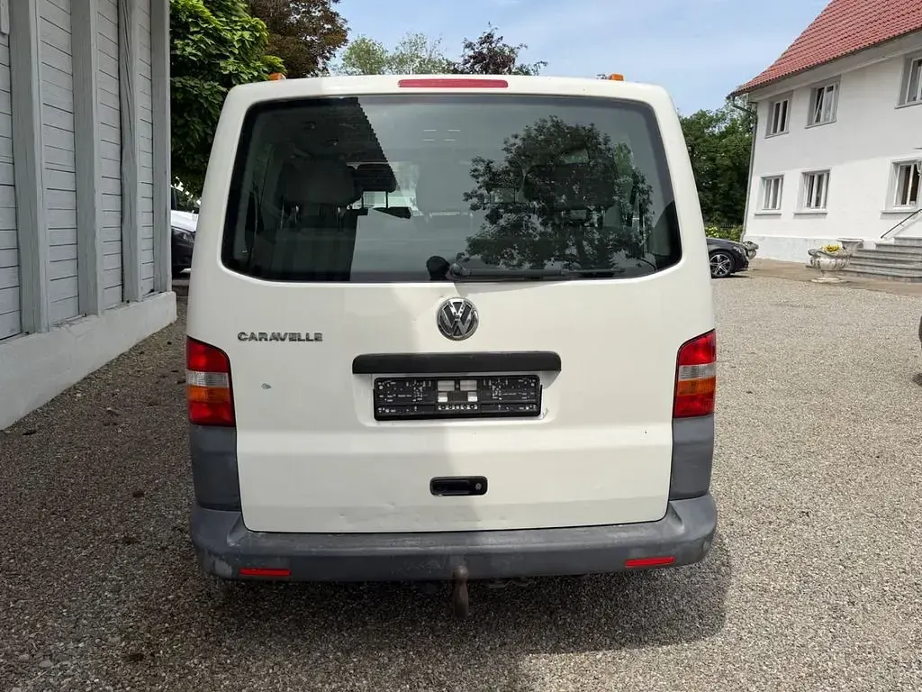 Używany VW Caravelle 84 KM (61 kW) 2009 Szary Van