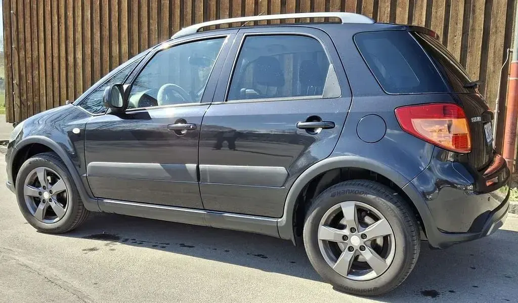 Gebraucht Suzuki SX4 Limited 120 PS (88 kW) 2011 Schwarz Limousine