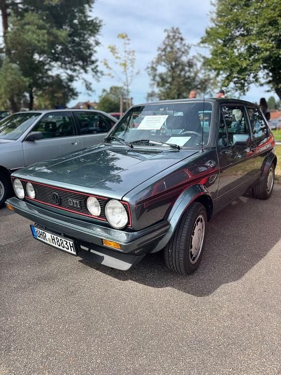 Grün Gebraucht 1983 VW Golf I GTI Limousine | 30.000 € - Bild 1/4