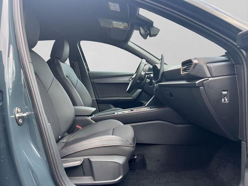 Neu Cupra Formentor 204 PS (150 kW) 2026 Blau SUV