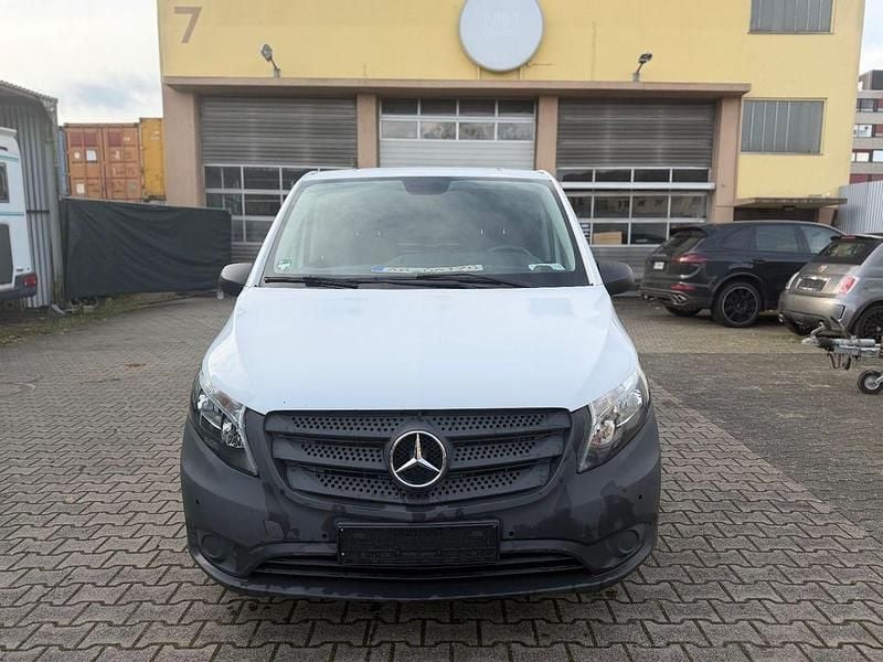 Gebraucht Mercedes Vito 102 PS (75 kW) 2020 Weiß Van
