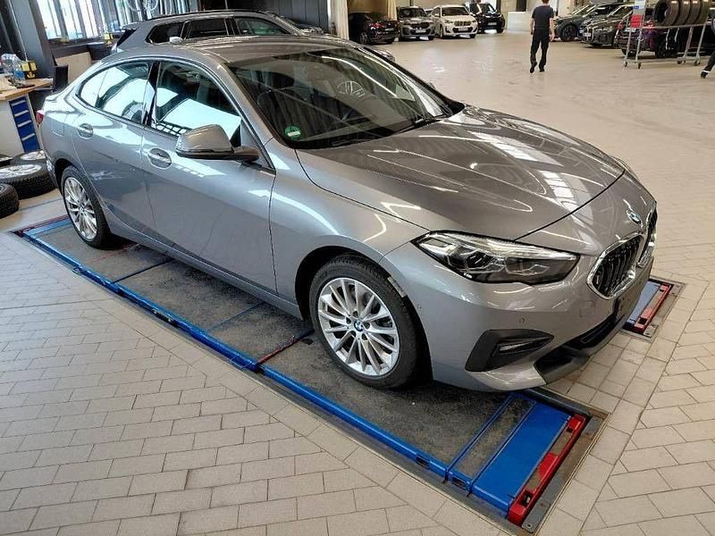 Gebraucht BMW 218 Advantage 136 PS (100 kW) 2024 Grau Coupé