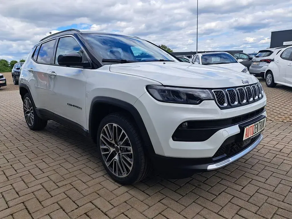 Gebraucht Jeep Compass Limited 131 PS (96 kW) 2023 Weiß SUV
