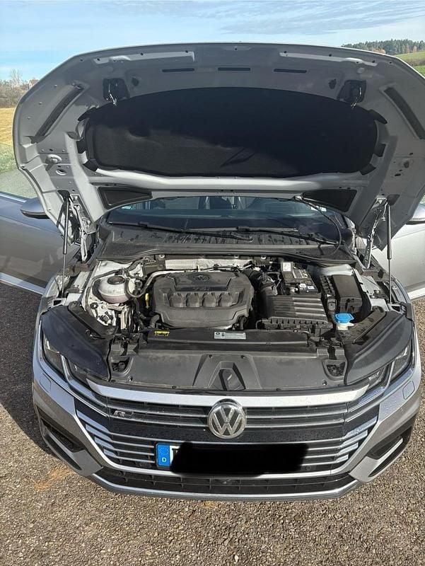 Gebraucht VW Arteon R-line 190 PS (139 kW) 2018 Silber Kleinwagen