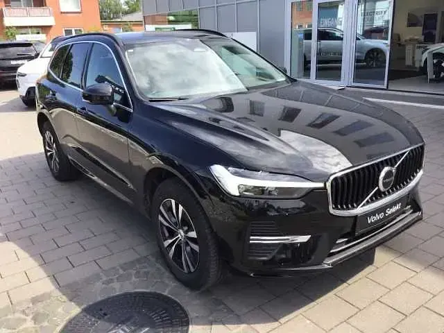 Gebraucht Volvo XC60 145 PS (106 kW) 2022 SUV