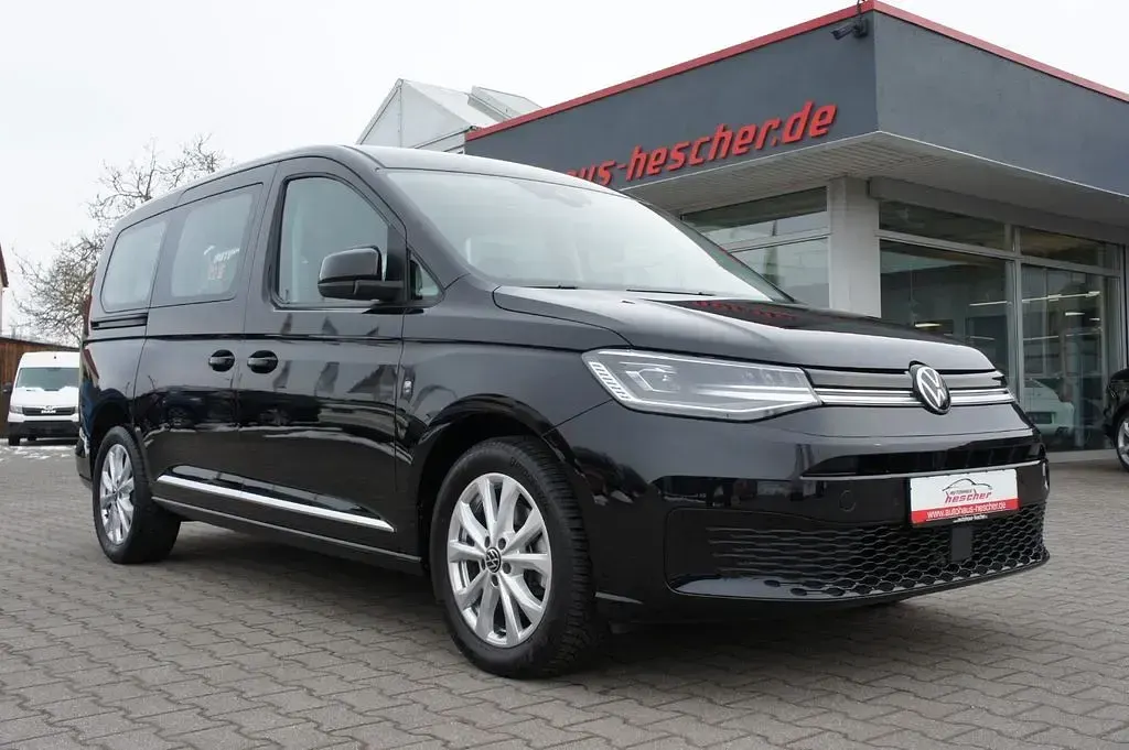 Usata VW Caddy Style 122 CV (89 kW) 2022 Nero Monovolume