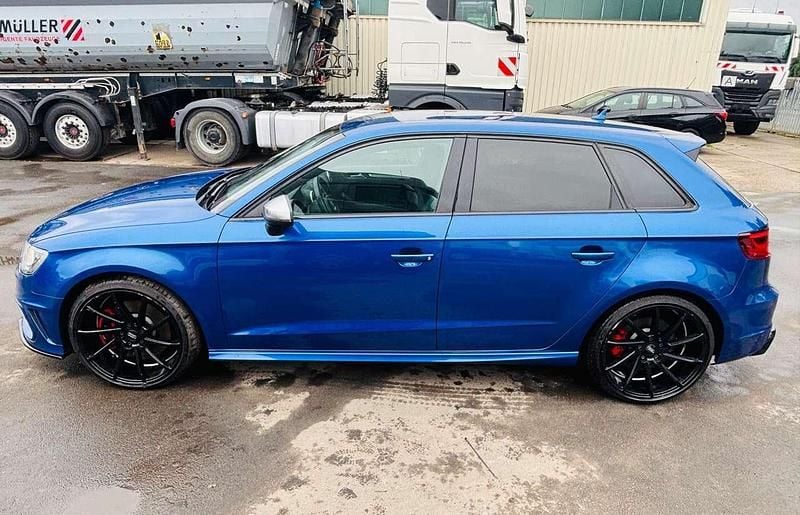 Gebraucht Audi S3 Sportback 400 PS (294 kW) 2015 Sepangblau Kleinwagen
