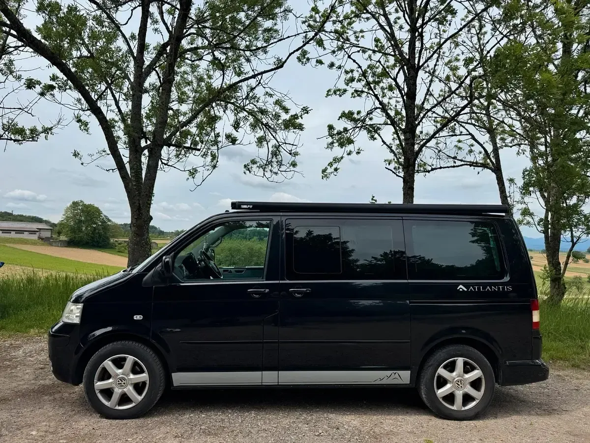 Gebraucht VW Multivan 131 PS (96 kW) 2007 Schwarz Van / Kleinbus