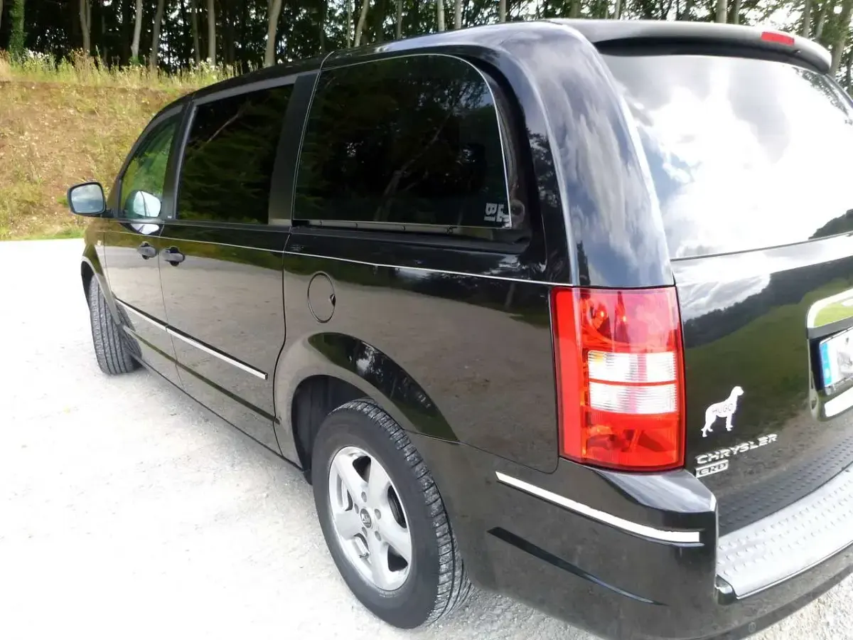 Gebraucht Chrysler Grand Voyager 163 PS (119 kW) 2009 Schwarz Van / Kleinbus