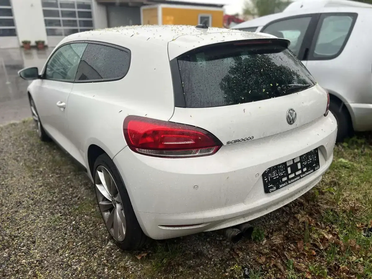 Gebraucht VW Scirocco 160 PS (117 kW) 2009 Candyweiß Coupé