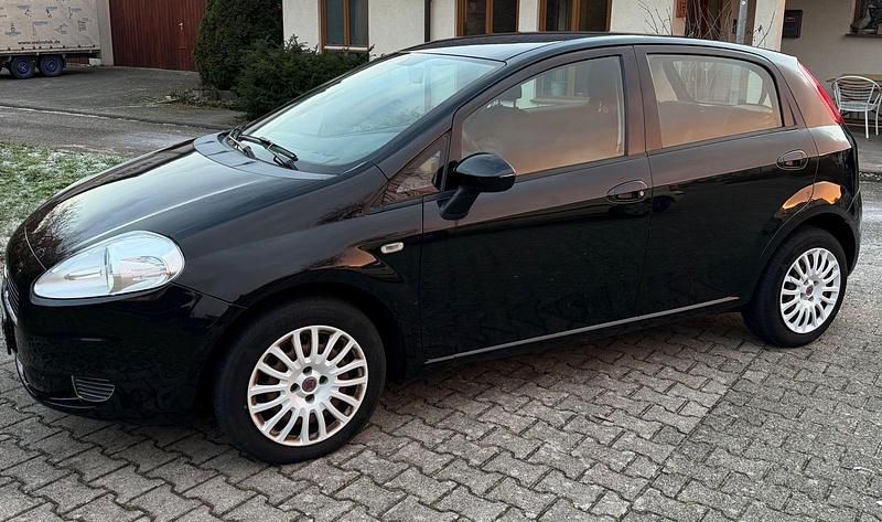Schwarz Gebraucht 2008 Fiat Grande Punto Dynamic Kleinwagen | 1.300 € (Guter Preis) - Bild 1/4