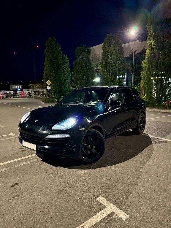 Gebraucht Porsche Cayenne 239 PS (175 kW) 2011 Schwarz SUV