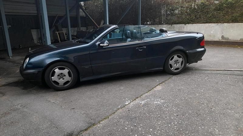 Blau Gebraucht 2000 Mercedes CLK200 Cabrio | 699 € (Superpreis) - Bild 1/4