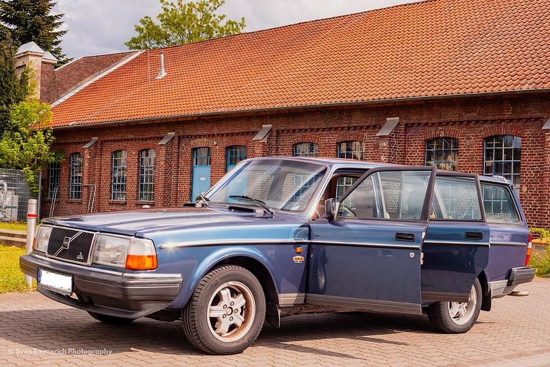 Gebraucht Volvo 245 112 PS (82 kW) 1992 Blau Kombi