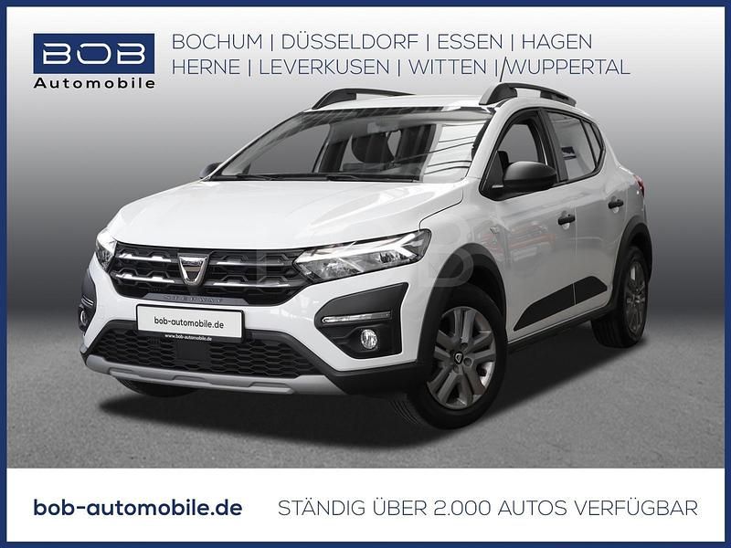 Weiß Gebraucht 2021 Dacia Sandero Stepway Kleinwagen | 14.870 € (Fairer Preis) - Bild 1/3