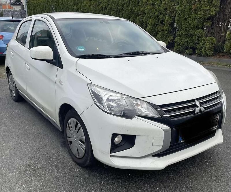 Gebraucht Mitsubishi Space Star 71 PS (52 kW) 2020 Weiß Limousine